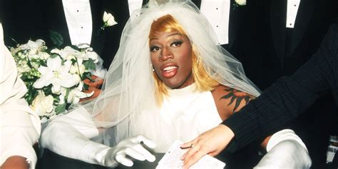Trainer Mike Abdenour and assistant coach Versace were gone. . Dennis rodman married himself